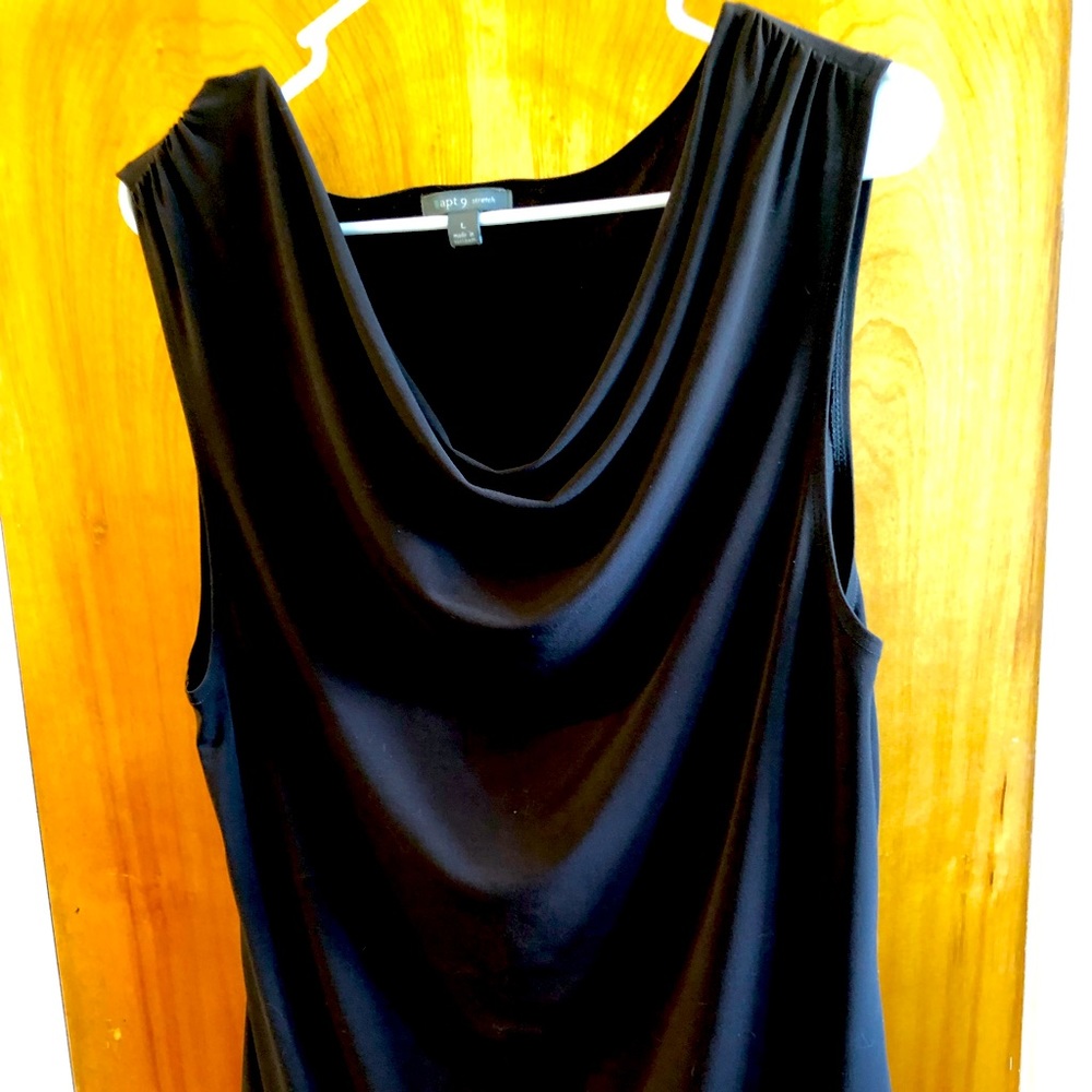 Opt.9 - Women’s Sleeveless Blouse.